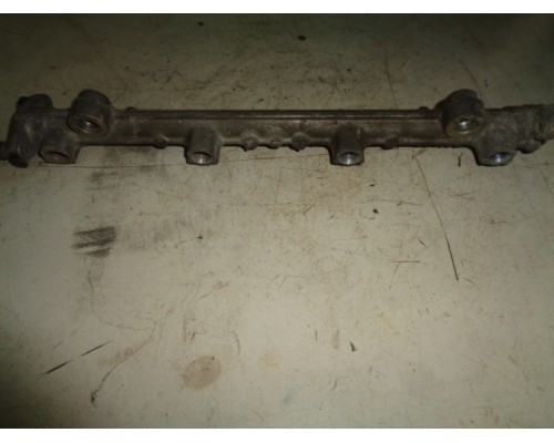 Рампа топливная (рейка) Mitsubishi Colt 1992-1996 ()- купить на ➦ А50-Авторазбор по цене 400.00р.. Отправка в регионы.