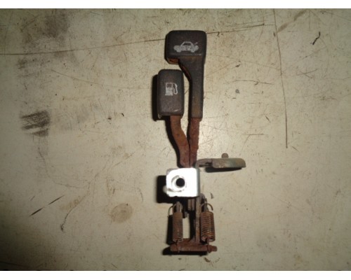 Ручка открывания багажника Mitsubishi Colt 1992-1996 ()- купить на ➦ А50-Авторазбор по цене 300.00р.. Отправка в регионы.